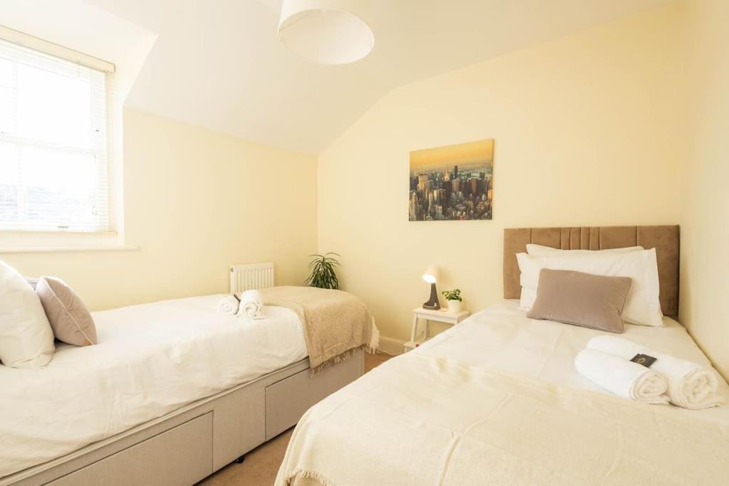 The Wellness Lodge- Gym, Table Tennis, Cinema, Parking And More! Bath Exteriör bild