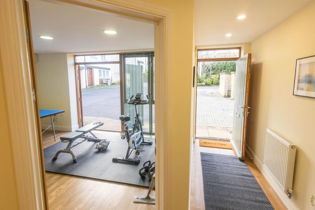 The Wellness Lodge- Gym, Table Tennis, Cinema, Parking And More! Bath Exteriör bild