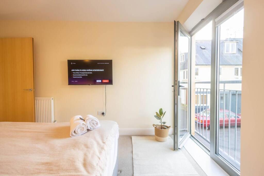 The Wellness Lodge- Gym, Table Tennis, Cinema, Parking And More! Bath Exteriör bild